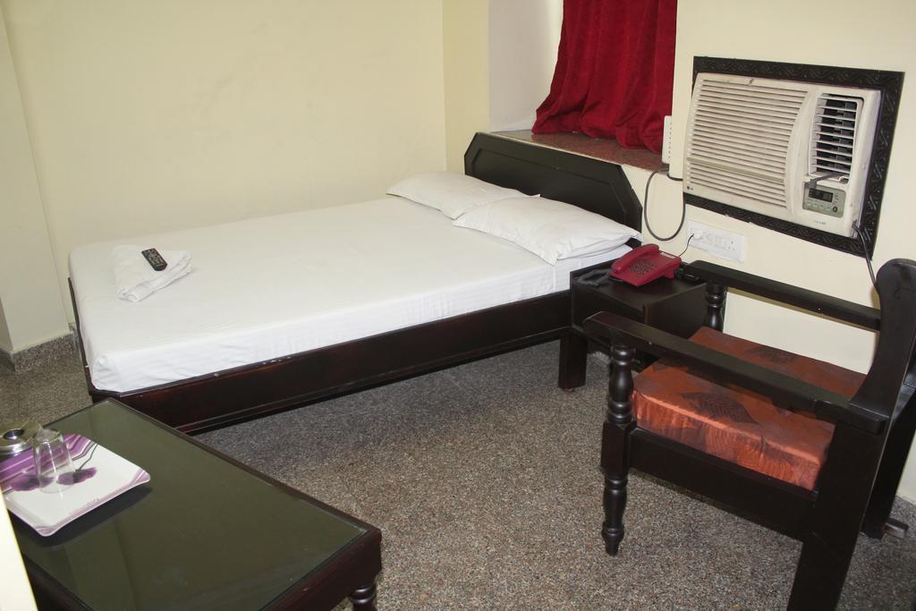Hotel Vijayabhanu Visakhapatnam Quarto foto