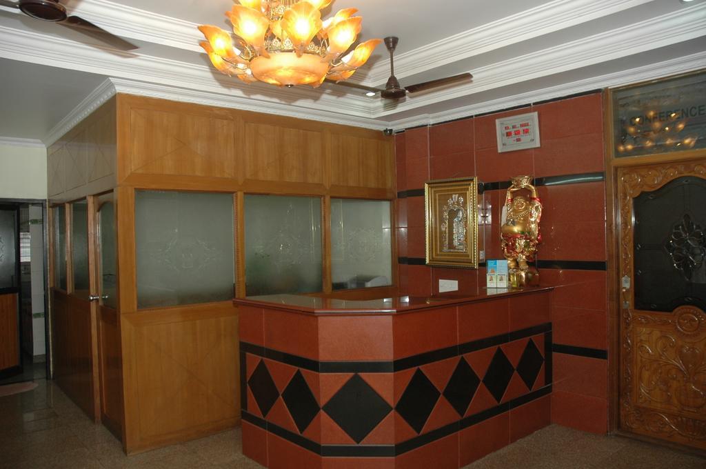 Hotel Vijayabhanu Visakhapatnam Exterior foto